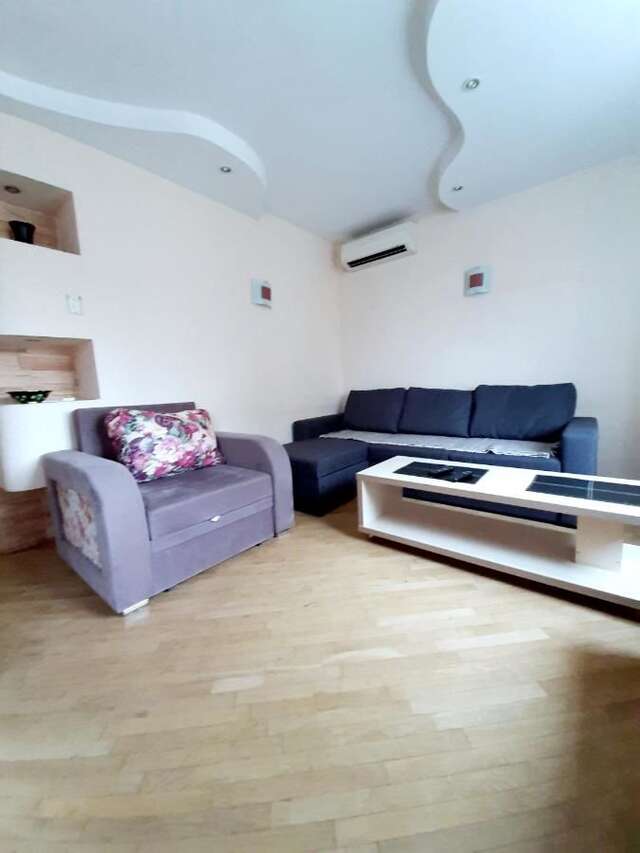 Апартаменты Kvartira-studiya center, metro Nemiga Минск-9